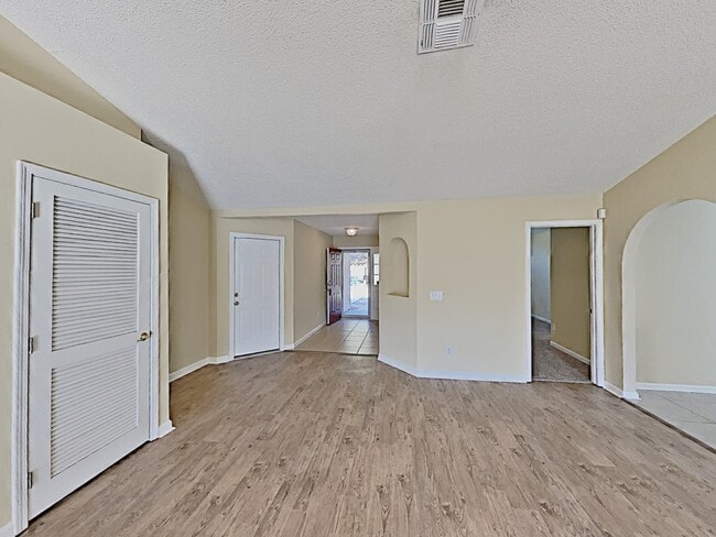 Building Photo - 7624 Fawn Lake Dr N