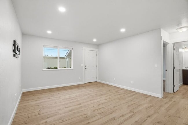 Foto del edificio - 3440 N Huetter Rd