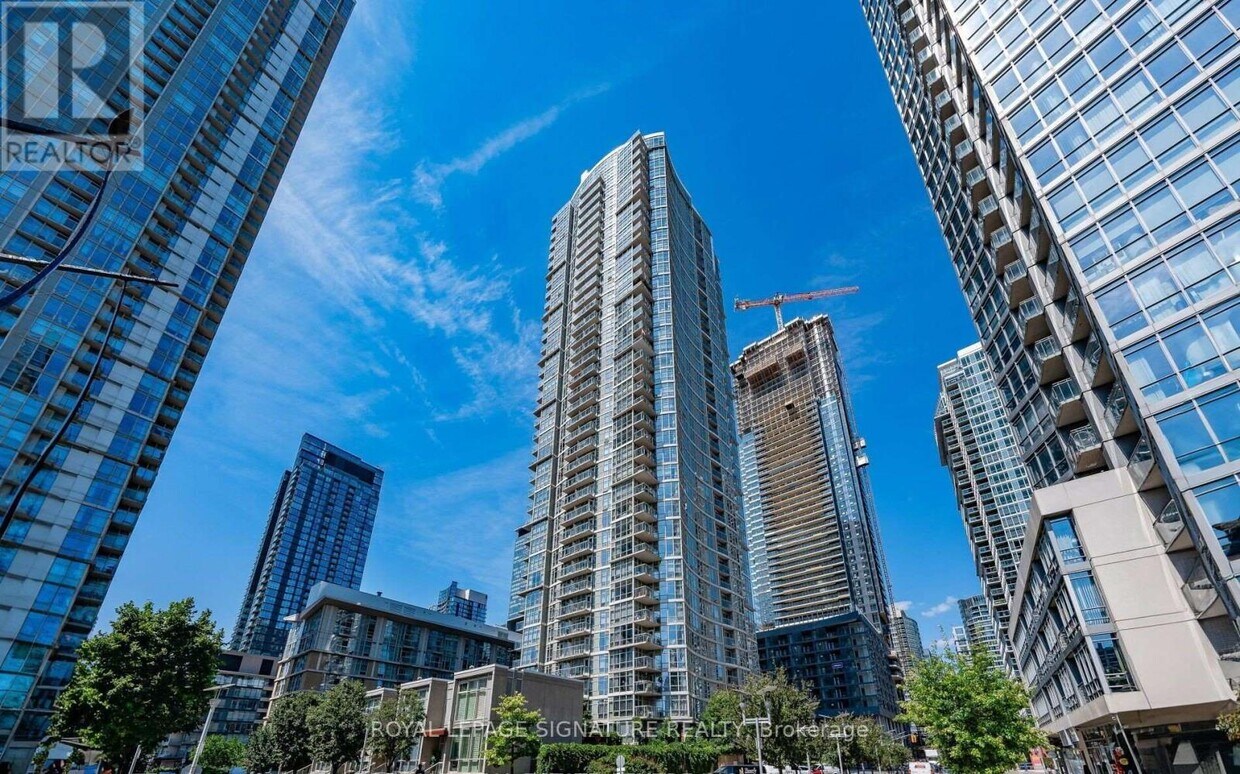 Photo principale - 10-510 Navy Wharf Ct