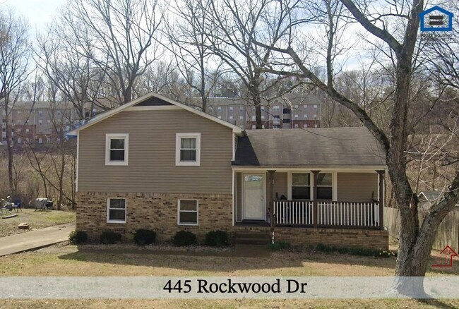 Foto del edificio - 445 Rockwood Dr