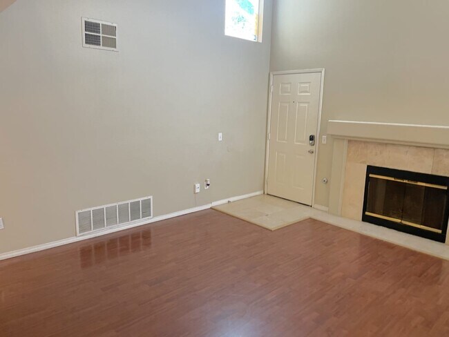 Building Photo - 29070 Garden Crescent Cir