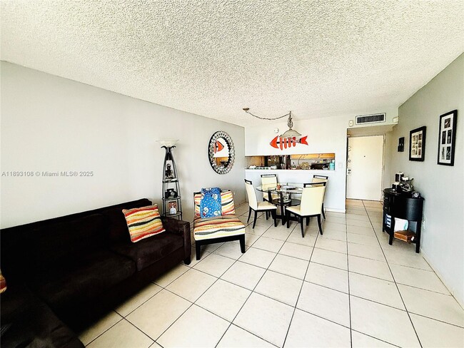 Building Photo - 10700 SW 108th Ave