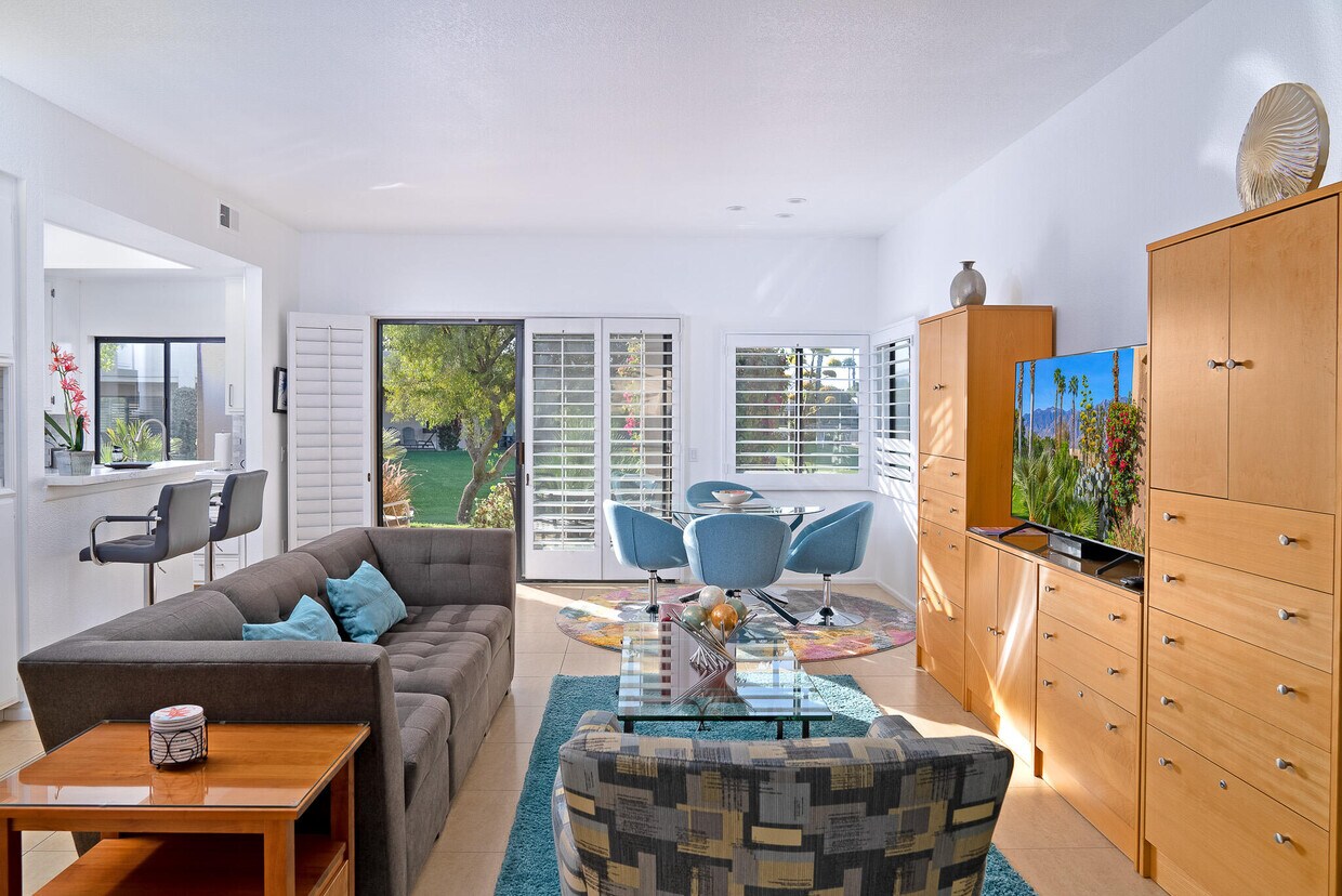 Primary Photo - 67573 N Natoma Dr