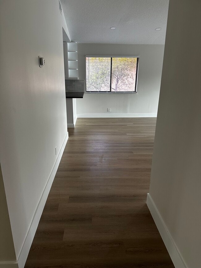 Building Photo - 2210 SW 92nd Ter