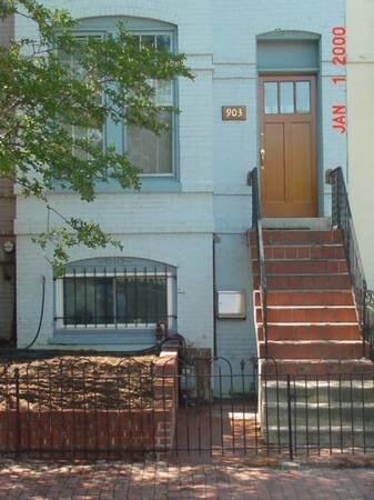 Foto del edificio - 903 E St SE