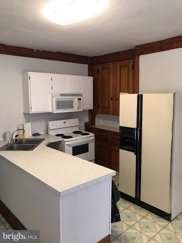 Foto principal - 102 Clayton Ave