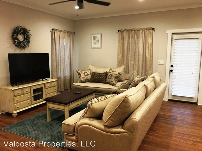 Foto del edificio - 2 br, 2 bath House - 675 Sheavette Rd