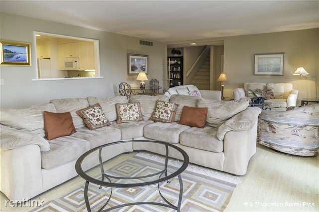 Foto del edificio - 32 E Beach Lagoon Rd