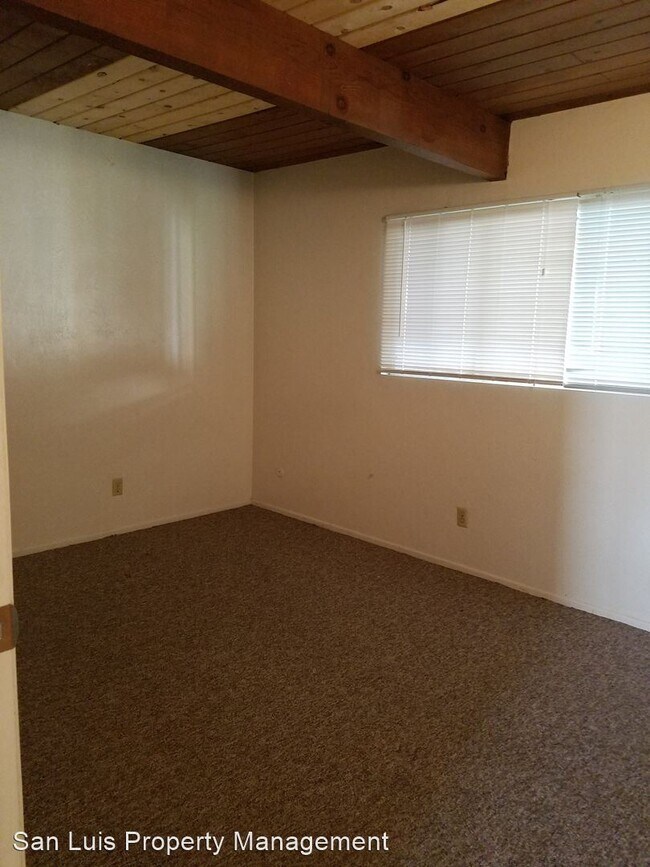 Building Photo - 1109 Pismo St