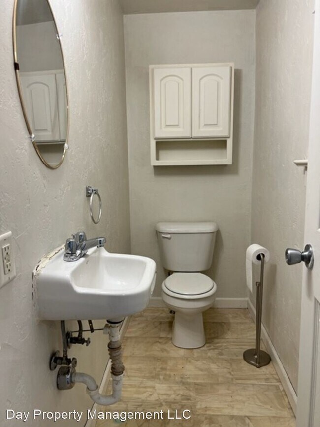Foto del edificio - 3 br, 1.5 bath House - 218 N Outagamie St.