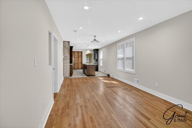 Foto del edificio - 2315 Yemans St