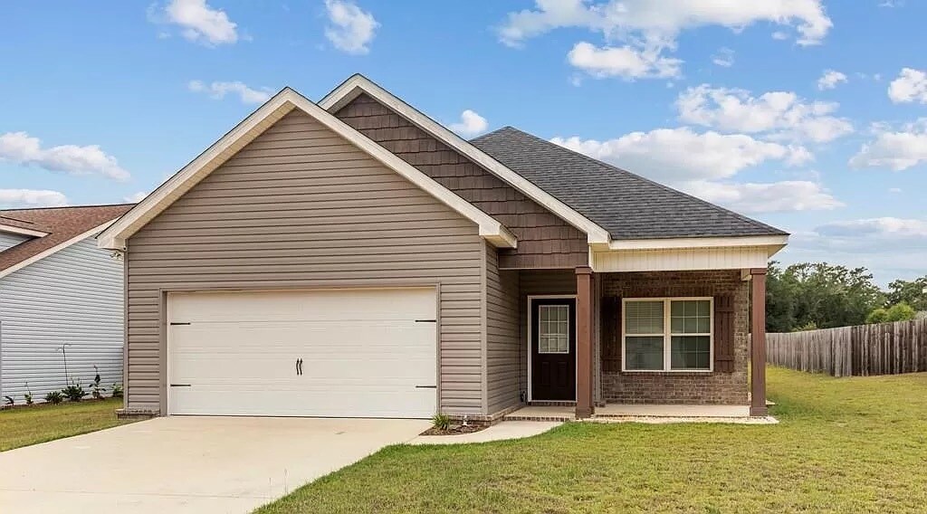 Foto principal - 118 Village Ln