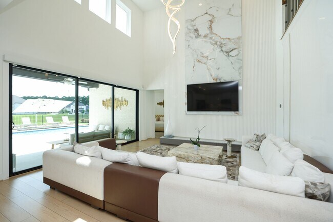 Foto del edificio - 25003 Rainflower Creek Ln