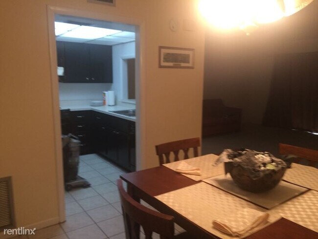 Foto del edificio - 2843 NE 3rd St