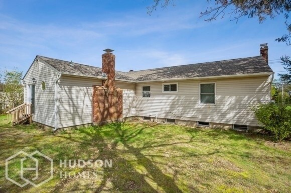 Building Photo - 116 E Woodside Ave