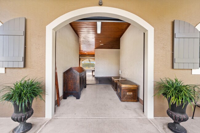 Foto del edificio - 3509 Grand Prix Farms Rd