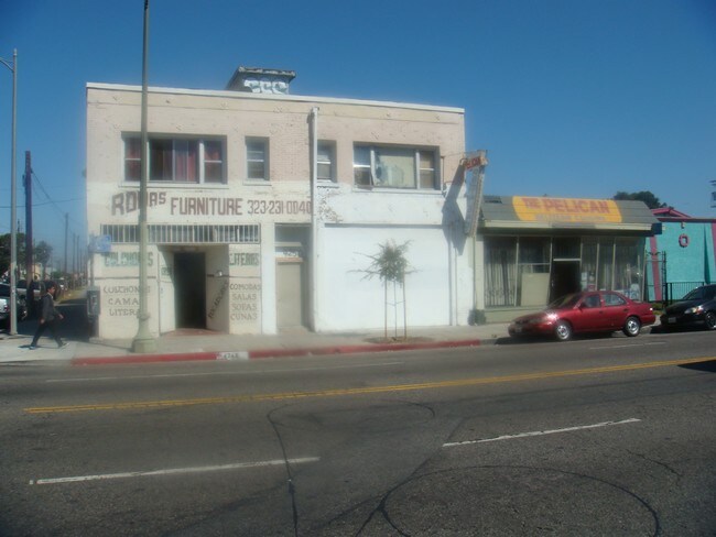Foto del edificio - 4248 S Vermont Ave