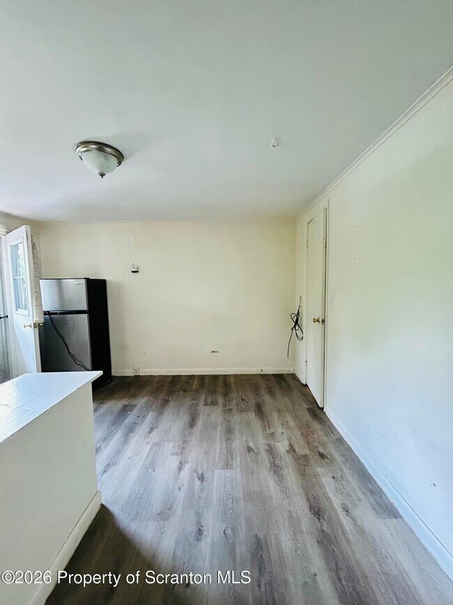 Foto del edificio - 1393-1395-1395 Old Trail Rd