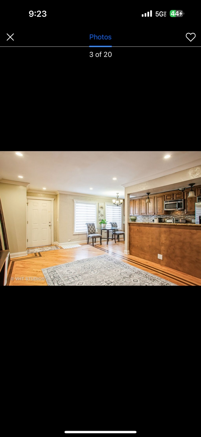 Building Photo - 1465 Cove Dr