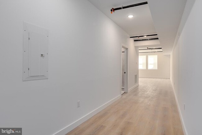 Building Photo - 2203 N 7th St