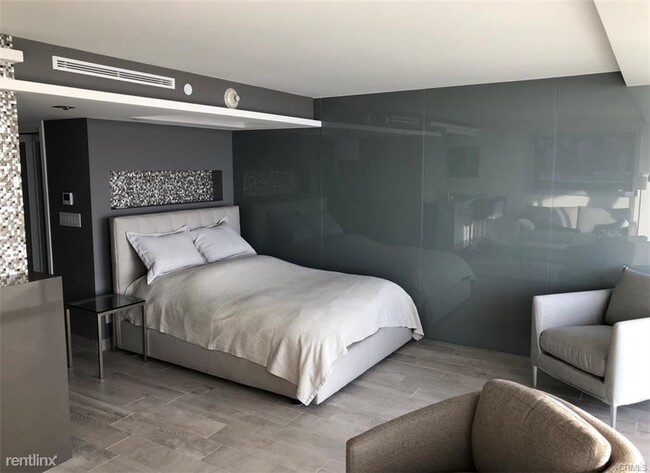 Building Photo - 1 br, 1 bath Condo - 201 Ocean Ave Unit 1407B
