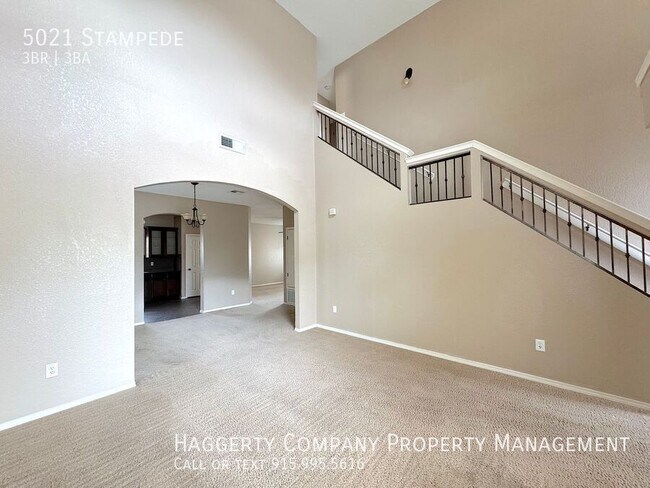 Foto del edificio - 5021 Stampede-