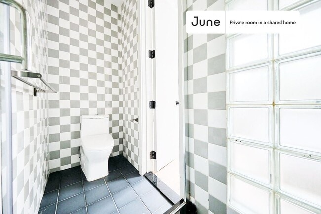 Photo - Room in Shared 3 bed/3 bath home