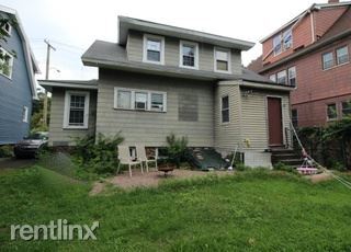 Building Photo - 2 br, 1.5 bath House - 851 Woodward Ave