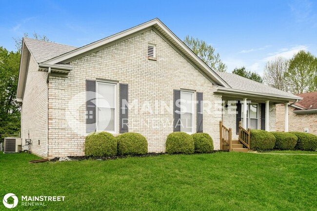 Building Photo - 205 Holly Hills Dr, Fairdale, KY 40118