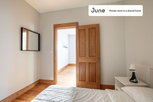 Building Photo - Room in Shared 4 bed/2 bath home