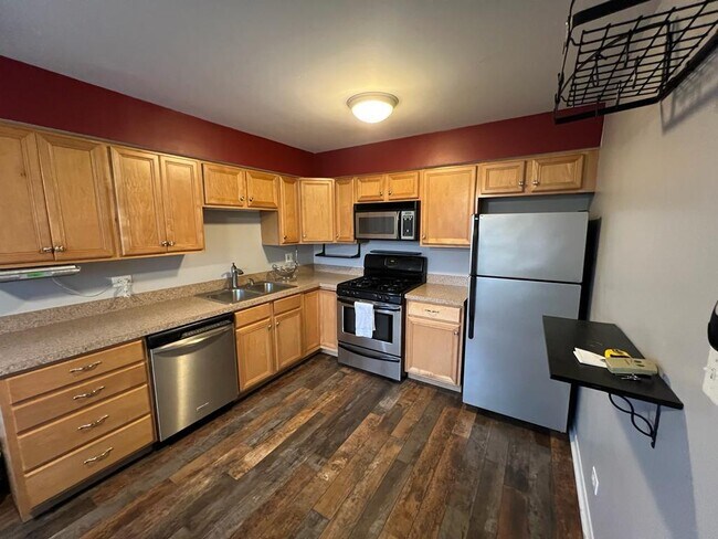 Building Photo - 241 Washington Ave