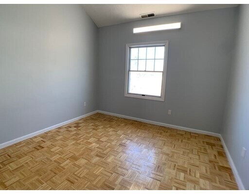 Building Photo - 49 Washington St S