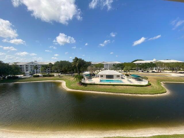 Building Photo - 6037 Balboa Cir