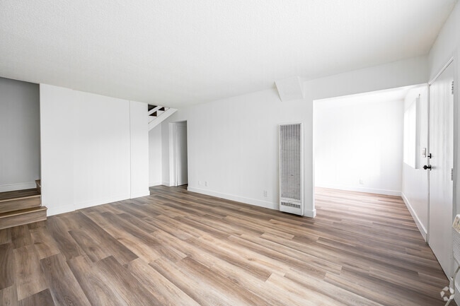 Building Photo - 1425 Stoneridge Ontario