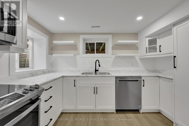 Photo du bâtiment - 2091 Bridge Rd