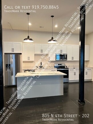 Building Photo - 805 N 4th St