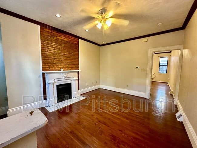 Foto del edificio - 2118 Sidney St