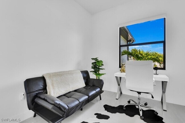 Foto del edificio - 4615 SW 18th Ave