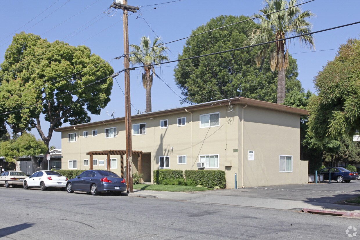 Primary Photo - Sojo Apartments