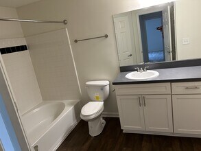 Interior Photo - Wesley Hampstead Apartments at Douglasville