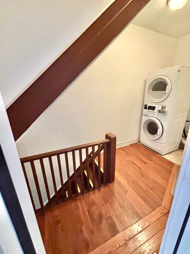 Foto del edificio - 1025 Mount Vernon St