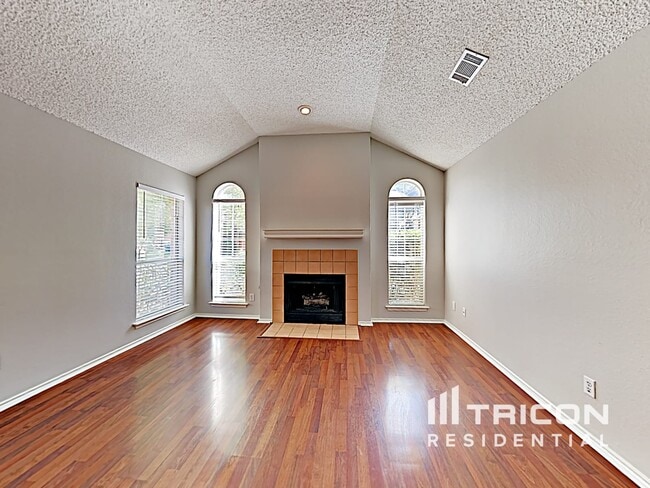 Building Photo - 1026 Chasemore Dr