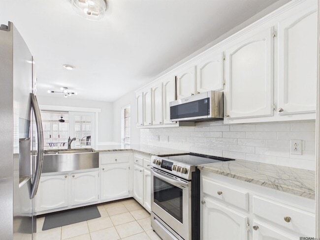 Building Photo - 1058 Bullrush Dr