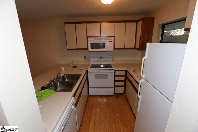 Foto del edificio - 2601 Duncan Chapel Rd