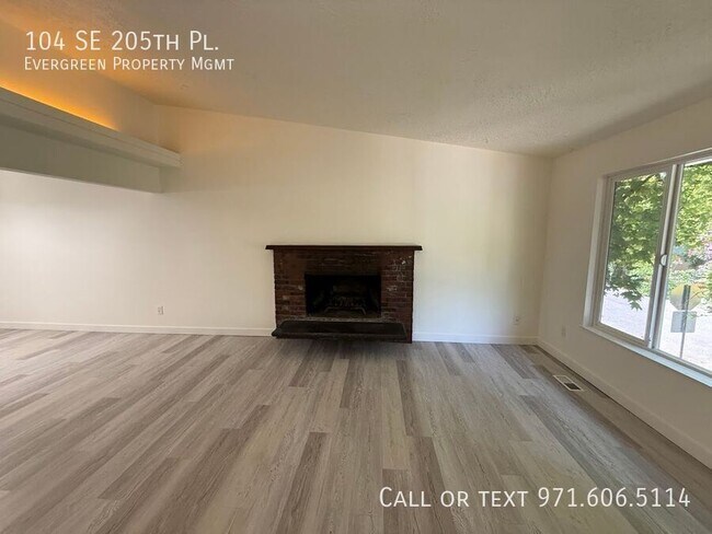 Photo - 104 SE 205th Pl House