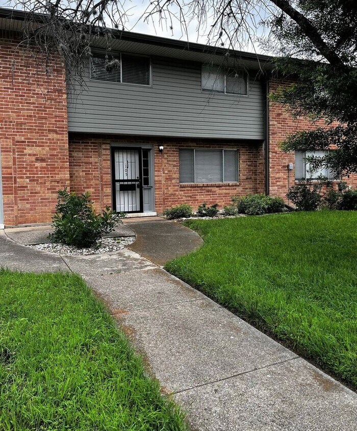 2 br, 1.5 bath House - 105 W Silver Sands Dr - 2 br, 1.5 bath House - 105  W Silver Sands Dr