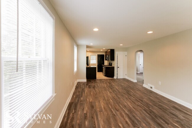 Building Photo - This adorable 3BR 2BA home is move-in ready