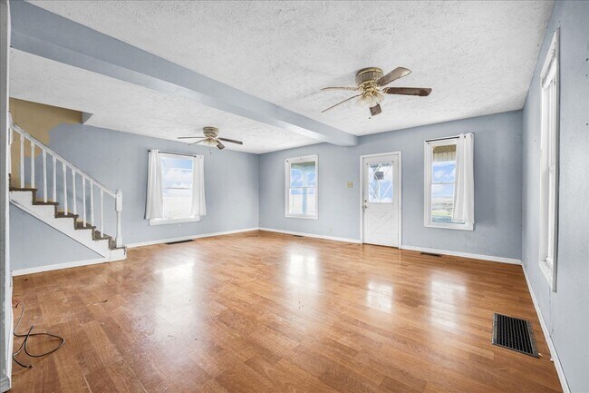 Building Photo - 25998 N Dal Bar Rd