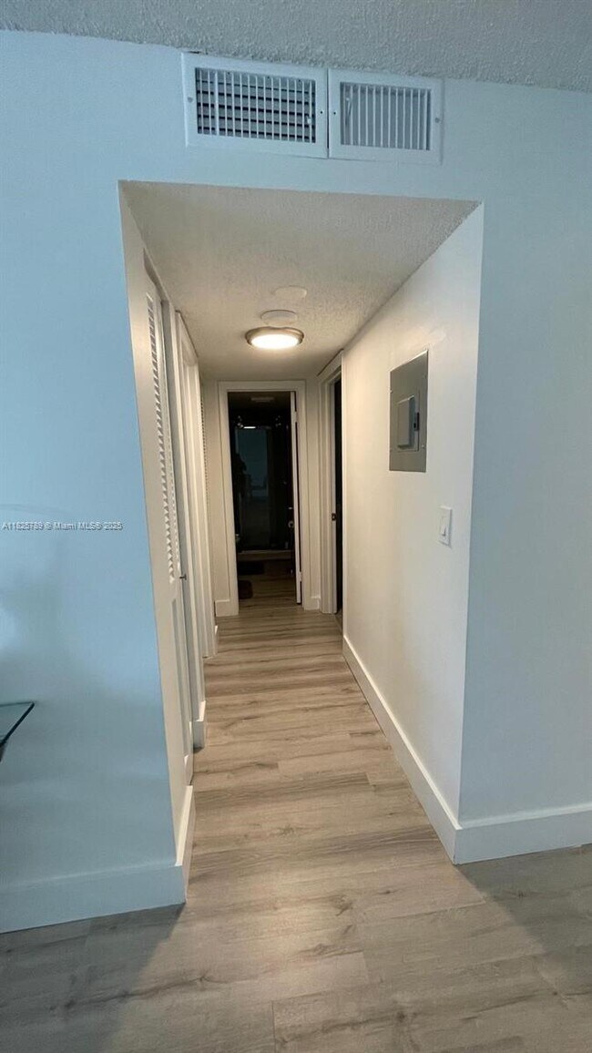 Foto del edificio - 311 SE 3rd St