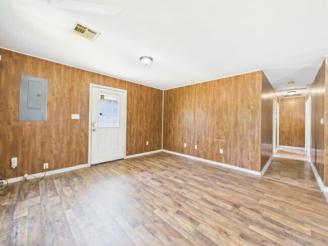 Foto del edificio - 3 bed, 2 bath home now available in Lafaye...